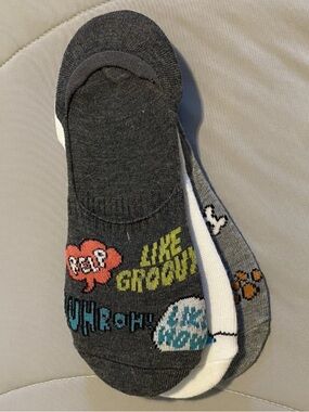 Scooby-Doo Cartoon Character Ladies Shoe Size 4-10 Low-Cut No Show Socks 3-Pack